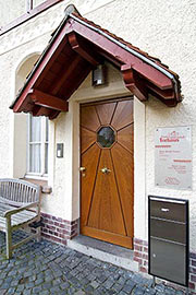 Haustüre aus Massivholz - Sicher und schön vom Schreiner in Aachen